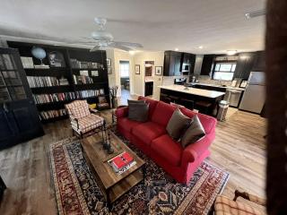 Picturesque Riverfront Cottage with Historic River Views near Ponce de Leon, Florida - 7