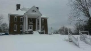 Nautical Suite Getaway with a Fireplace near the Cumberland River in Tennessee - 0