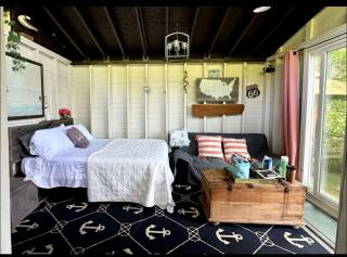 Cozy Lakeside Cottage with Private Beach Cove and Canoe Access near Cape Cod, Massachusetts - 9