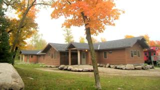 Deluxe Cabin Ideal for Eco-Tourism near Moorhead, Minnesota - 0