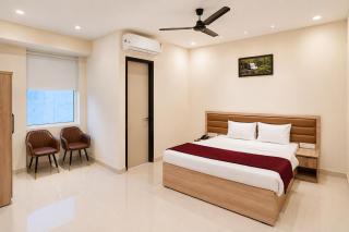Hotel 33 Inn - 8