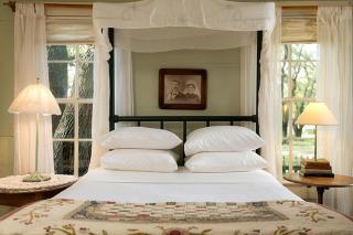 Rustic Luxury Farm House on Working Ranch and B&B near Houston, Texas - 4