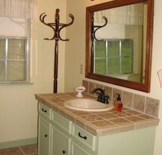Country Cottage with Garden Views in Texas Hill Country - 3