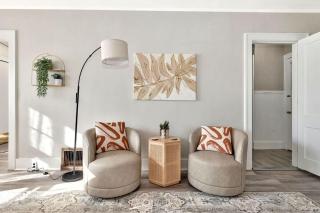 Gorgeous Extended Stay Boho Bliss 3 Bed 1 and a half bath - 3