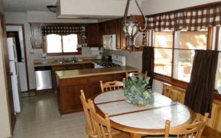 Family-Friendly Cottage Rental with Excellent Lake Views near Wautoma, Central Wisconsin - 6