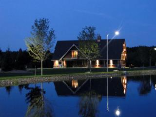 Serene Vacation Getaway with Lake Views near the Hiawatha Trail in Wisconsin - 4