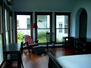 Suite Rental Ideal for Writer's Retreat with Lovely Views near Mount Vernon, Ohio - 9