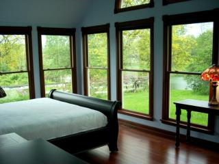 Suite Rental Ideal for Writer's Retreat with Lovely Views near Mount Vernon, Ohio - 8