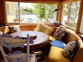 Cozy River Staycation with Wi-Fi near Milwaukee, Wisconsin - 9