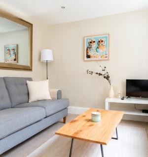Garden Flat Walking distance to Tube & Train- long stays welcome - 9