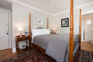 Cozy Lakefront Getaway near Laconia, New Hampshire - 0
