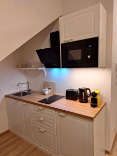Cozy Studio for 2 AC Prime Location - 8