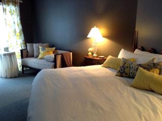Superb Getaway Rental with a Balcony and Stunning Views near Manchester, Vermont - 7