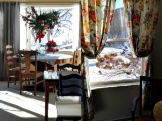 Superb Getaway Rental with a Balcony and Stunning Views near Manchester, Vermont - 5