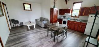 Secluded Cabin Rental for a Weekend Getaway near Austin - 3