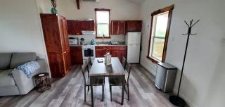 Secluded Cabin Rental for a Weekend Getaway near Austin - 2