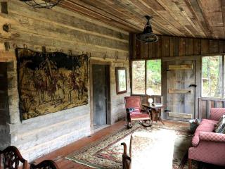Rustic Log Cabin Rental for a Group Getaway near Prescott, Arkansas - 1