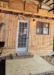 Incredible Converted Bus on a Private Horse Ranch for a Unique Couples Escape in Gainesville, Missouri - 2