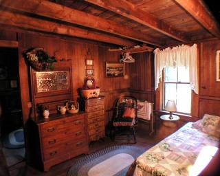 Rustic Lakefront Cabin Rental with Dock on Bauneg Beg Lake near Portland, Maine - 4