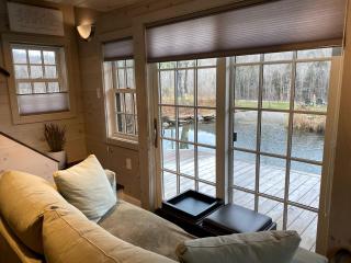 Adorable Cottage makes for a Beautiful Vermont Retreat - 3