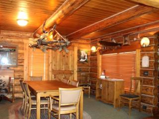 Authentic Cabin Rental with Hot Tub and Mountain Views in Columbia Falls, Montana - 5