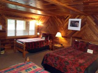 Comfortable Family Rental with Mount Hood Views in Northern Oregon - 6