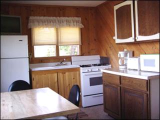 Peaceful Cabin on the Shores of Lake Edward in Merrifield, Minnesota - 8