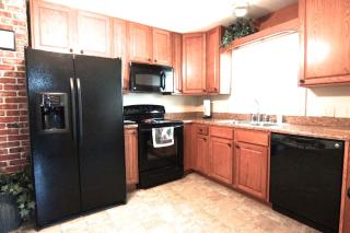 Beautiful Suite Rental in Bed and Breakfast near Topeka, Kansas - 8