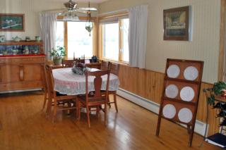 Romantic Vacation Rental in a Charming Carroll County Bed and Breakfast in Illinois - 4