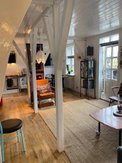 Noon House - 1