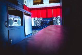 Vintage Getaway Rental with a Shared Pool near Fayetteville and Lake Wedington, Arkansas - 4