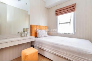 Central jakarta mall connected thamrin city best location 2 bedroom flat with balcony spacious comfortable full furnished - 2