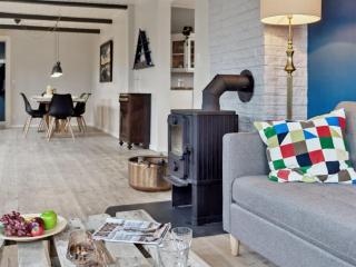 Holiday Home Hughlek - 1-5km from the sea by Interhome - 7