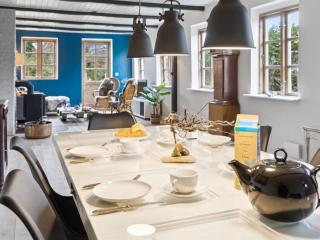 Holiday Home Hughlek - 1-5km from the sea by Interhome - 3