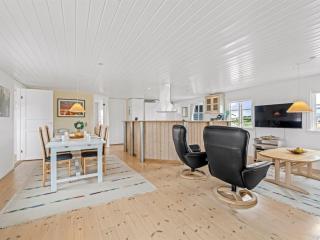 Holiday Home Dortea - 600m from the sea by Interhome - 3