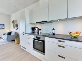 Apartment Aiana - 250m from the sea by Interhome - 5
