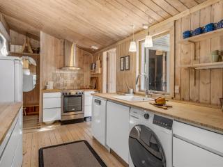 Holiday Home Thrineke - 600m from the sea by Interhome - 8