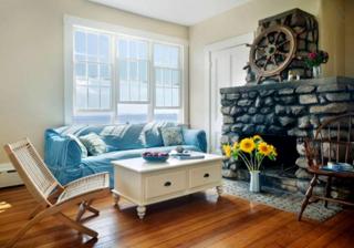 Historic Lighthouse Cottage Rental with a Secluded Beach in Pocasset, Massachusetts - 8