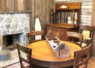 Historical Log Cabin for a Glamping Getaway in Washington, Arkansas - 9