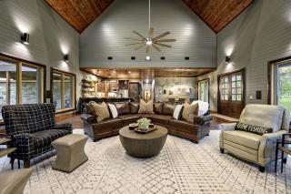 Incredible Spacious Vacation Rental for an Unforgettable Family Escape in Broken Bow, Oklahoma - 8