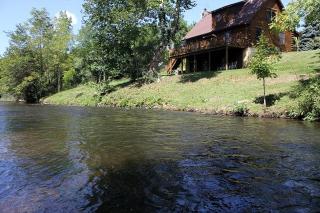 Riverside Log Cabin Perfect for a Secluded Getaway near Kalamazoo, Michigan - 4