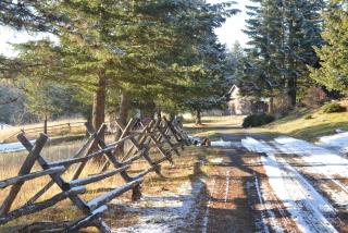 Adorable Cabin Rental with Fireplace for a Couples' Vacation near Post Falls, Idaho - 3