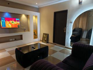 Milestone Boutique Apartments - 7