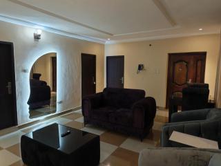 Milestone Boutique Apartments - 6
