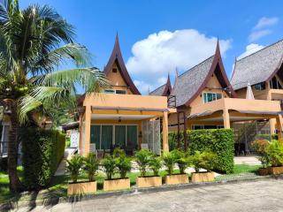 4 Bedroom Deluxe Beach Villa 21C, Blue Haven Bay Resort - 8