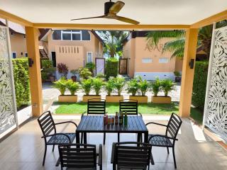 4 Bedroom Deluxe Beach Villa 21C, Blue Haven Bay Resort - 5