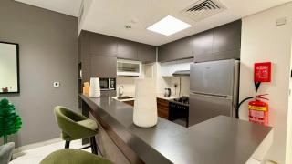 Lusail Luxury Stays Close to Tram & Stadium - 1