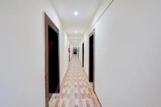 Super Hotel O Upper Bazar Formerly RR Residency - 5