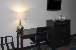 Quality Inn North Vernon - 9