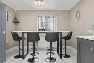 Dovecote Retreat by Escape Ordinary - 7